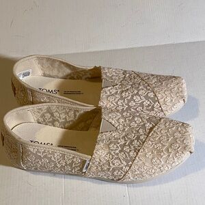 Tom’s lace espadrilles